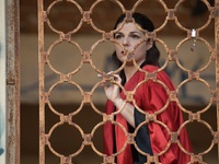 Η παράσταση "Το Μπορντέλο της Μαντ...