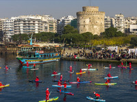 Χριστουγεννιάτικο πνεύμα… εν πλω!