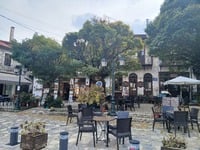 5 χωριά για τριήμερο στα χιόνια με τζάκι