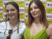 Στης Κεραμέως τον καιρό μάνα και κόρη στ...