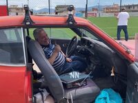 Ο μοναδικός φίλαθλος που έχει για όλα λύ...