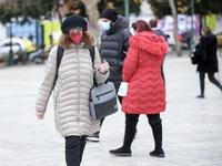 Τέλος οι μάσκες από τους εξωτερικούς χώρ...