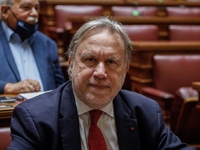 Κατρούγκαλος: Αποσύρομαι από την εκλογική μάχη
