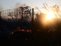 Φωτιά στην Αττική: Καίγονται σπίτια σε Β...