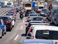 Απλήρωτα τέλη κυκλοφορίας: Καταφθάνουν ε...