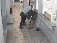 Καρε Καρε η επίθεση με τσεκούρι στην εφο...