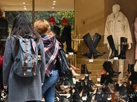 Πάτρα: Αλλάζουν τα ωράρια των καταστημάτ...