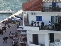 Το... τραπέζι 50 ατόμων για τον Κ. Μητσο...