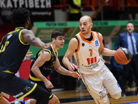 Ο Προμηθέας συνεχίζει νικηφόρα, 74-71 το...