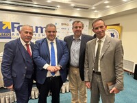 ΣΥΓΧΡΟΝΟ ΕΠΙΜΕΛΗΤΗΡΙΟ με όραμα - Ο Αντών...