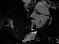 Άγνωστες ιστορίες για τον Θάνο Μικρούτσι...