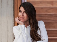 Eλβίρα Παναγιωτοπούλου: Mετά την τσάντα ...