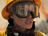 Η 46χρονη σούπερ σταρ Αντζελίνα Τζολί επ...