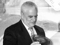 Πέθανε ο αθλητικογράφος Ηλίας Μπαζίνας 