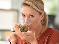 Το αντικαρκινικό βότανο που καταπολεμά τ...