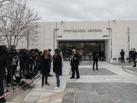  Πέτρος Φιλιππίδης: Κεκλεισμένων των θυρ...