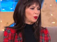 Δώρα Χρυσικού: «Με αφόρισε η εκκλησία, φ...