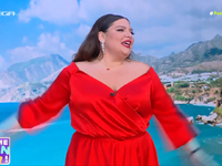Δανάη Μπάρκα: «Είμαι ευτυχισμένη που άνη...