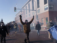 Η Μινεσότα «φλέγεται» μετά τη δολοφονία ...