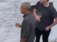 Η βόλτα του Μπαράκ Ομπάμα στα σοκάκια τη...