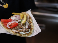 Ακριβό μου σουβλάκι...Μεγάλες αυξήσεις κ...