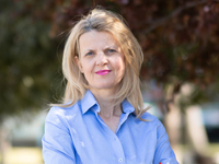 σπιράλ: Προμήθεια βιβλίων μειωμένου αναγ...