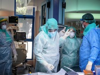 Κορωνοϊός: 287 νέα κρούσματα και τρεις θ...