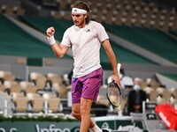 Στέφανος Τσιτσιπάς: Η Daily Mail «υμνεί»...