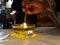 Πάτρα:  Ιερέας δεν μύρωσε γυναίκα επειδή...