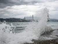 Πάτρα: Η κακοκαιρία τύπου Π φέρνει βροχέ...