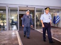 Το "μυστήριο" της παραίτησης τ...