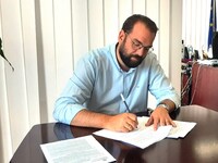 Ν. Φαρμάκης: Ο κατήφορος της παράταξης Κ...