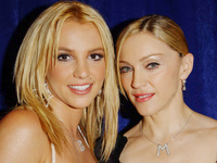 Μπρίτνεϊ Σπίαρς και Μαντόνα αναβίωσαν το...