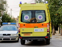 Αχαΐα: Αυτοκίνητο έπεσε σε γκρεμό 70 μέτ...