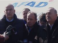 Τσαβούσογλου σε Δένδια: «Δεν πρέπει να π...