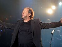 Ξεφάντωσαν στη συναυλία του Γιάννη Πάριο...