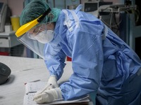 Κορωνοϊός: 842 κρούσματα και 21 νέοι θάνατοι