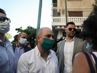 Η κυβέρνηση καλύπτει την παρουσία Μπογδά...