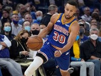 Στεφ Κάρι: Κάνει τους αμυντικούς να κοιτ...