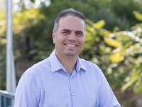 Πώς η Αιγιάλεια έγινε «ΛΑΜΠ-ΟΙΚΟ» - Για ...