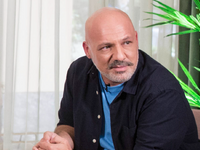 Νίκος Μουτσινάς: Θέλω να ασχοληθώ με τις θεραπείες