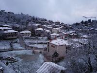 "Ασπρισε" η Ανω Χώρα Ναυπακτίας