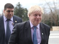 Βρετανία: Οι προβλέψεις για 500.000 νεκρ...