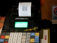 Πρόστιμα και λουκέτο για όσους δεν στέλν...