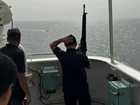 Ερυθρά Θάλασσα: Βίντεο καταγράφει λεπτό ...