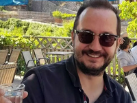 Βασίλης Καλογήρου: Διαδρομή και τοξικολο...