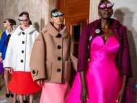 Μarc Jacobs: Φθινόπωρο με γυναίκες- κούκ...