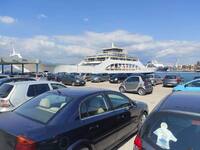 Ο Δήμος αποκλείει το μόλο της Αγίου Νικο...