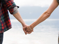 Ποια ζώδια πιστεύουν στον έρωτα με την πρώτη ματιά