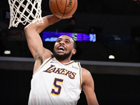 Νέο πλήγμα για τους Λέικερς, μπαίνει χει...